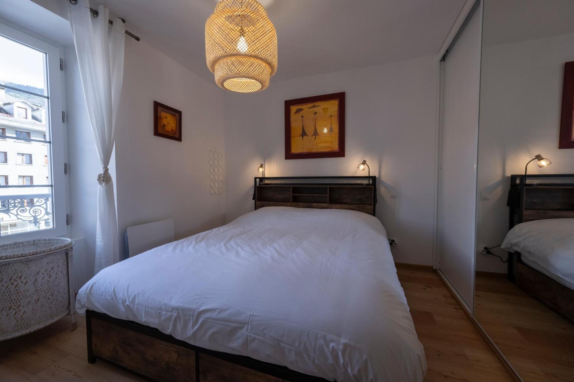 Petite Anita - Centre Ville - Parking Prive Barcelonnette Ngoại thất bức ảnh